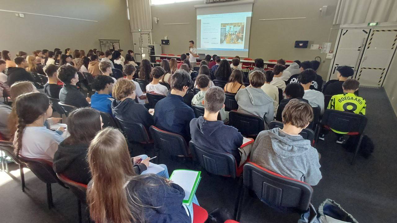 Contre les discriminations