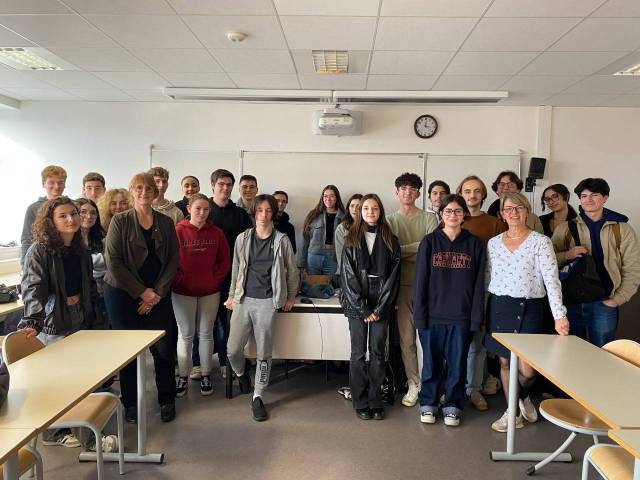 Rencontre avec une ex-dpute