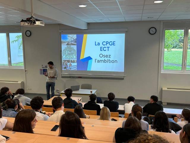 Nos PREMIERES STMG  la dcouverte du dispositif DIVERSITE